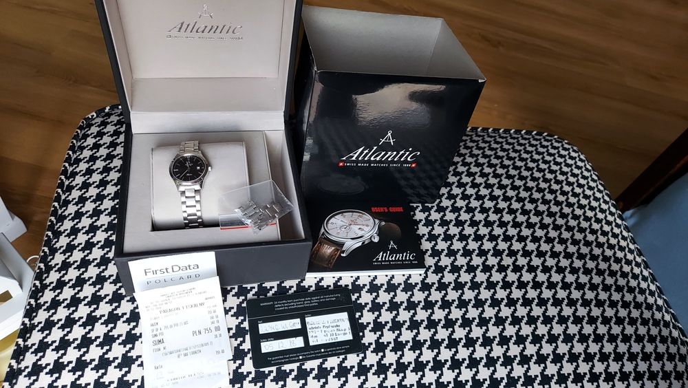 Srebrny zegarek damski Atlantic