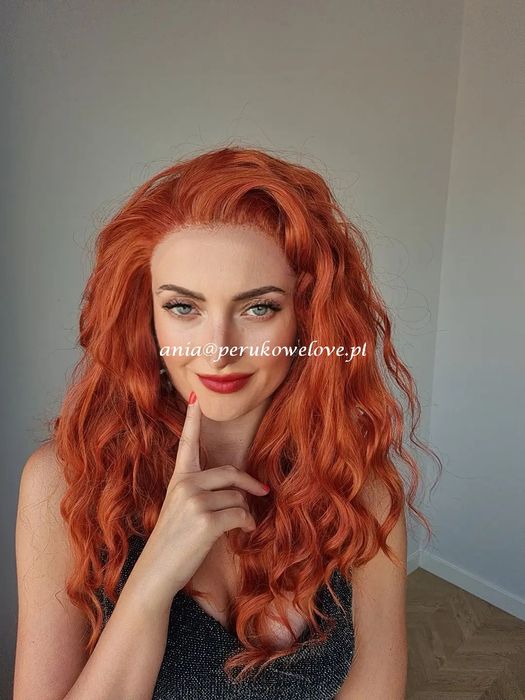 Peruka ruda lace front loki kręcone włosy na co dzień