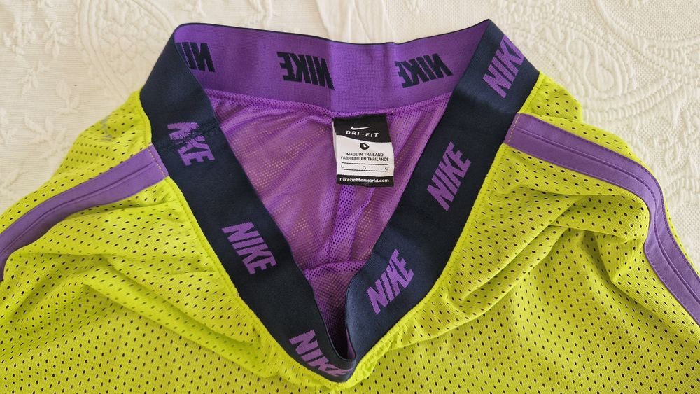 Calções Nike, Dri-Fit, tamanho L
