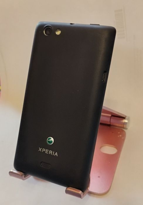 Sony Xperia ST23i