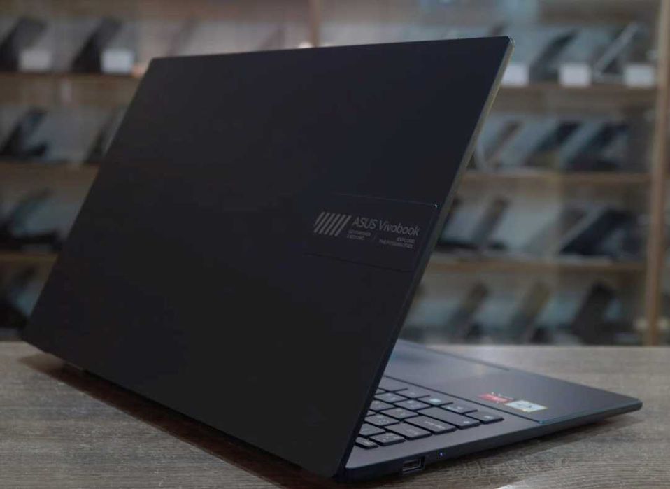 ГАРАНТІЯ Asus (IPS/ AMD Athlon Gold 7220U/RAM 8гб DDR4/SSD 256гб)TVOYO