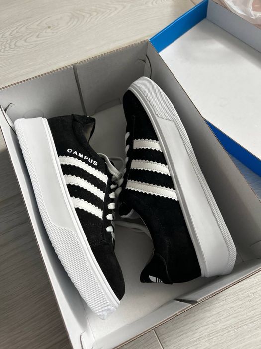 Кросівки жіночі чорні