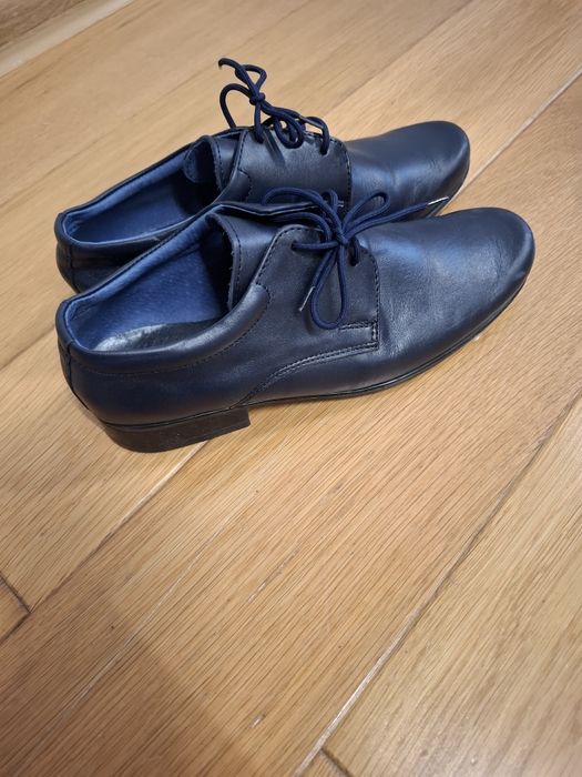Buty chłopięce - skóra rozmiar 35
