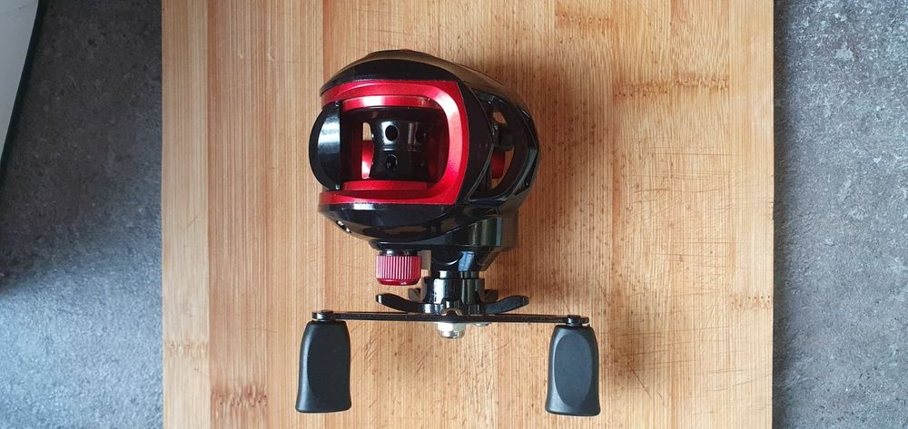 Катушка рыбацкая MEREDITH. 7.2:1