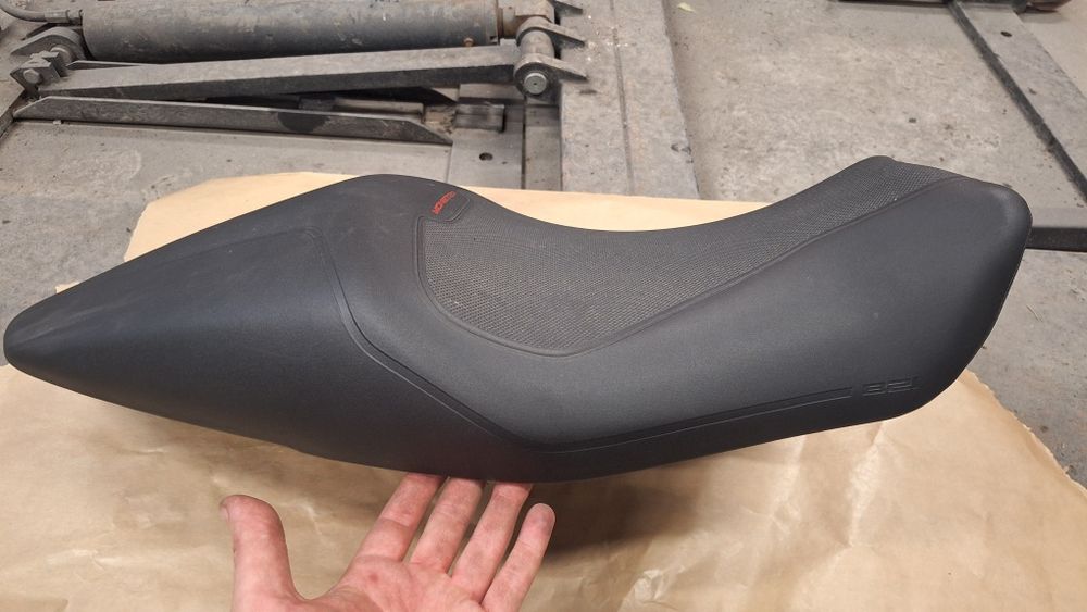 Siedzenie ducati monster 821 kanapa oryginał