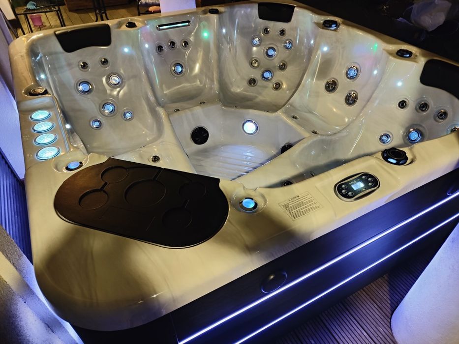 Nowa Wanna spa , jacuzzi ogrodowe, Balboa , 2 leżanki - FV,raty 0
