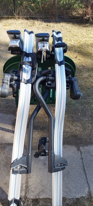 Bagażnik dachowy THULE