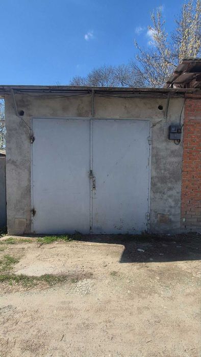 Продам гараж в 8 кооператіві
