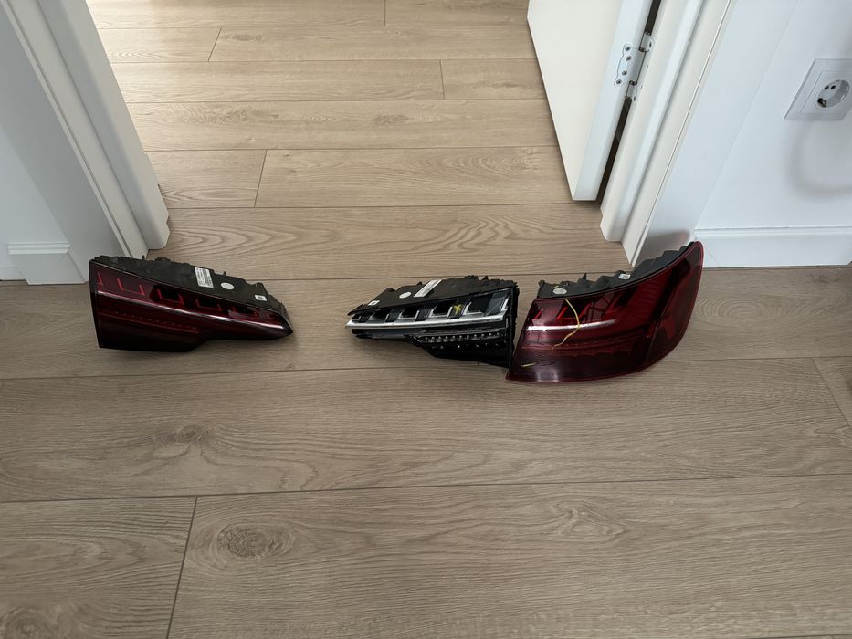 Стопи фанарі задні фари audi a4 b9 restayling