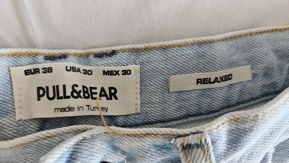 Jeansy damskie, pull&bear, relaxed, rozmiar 38