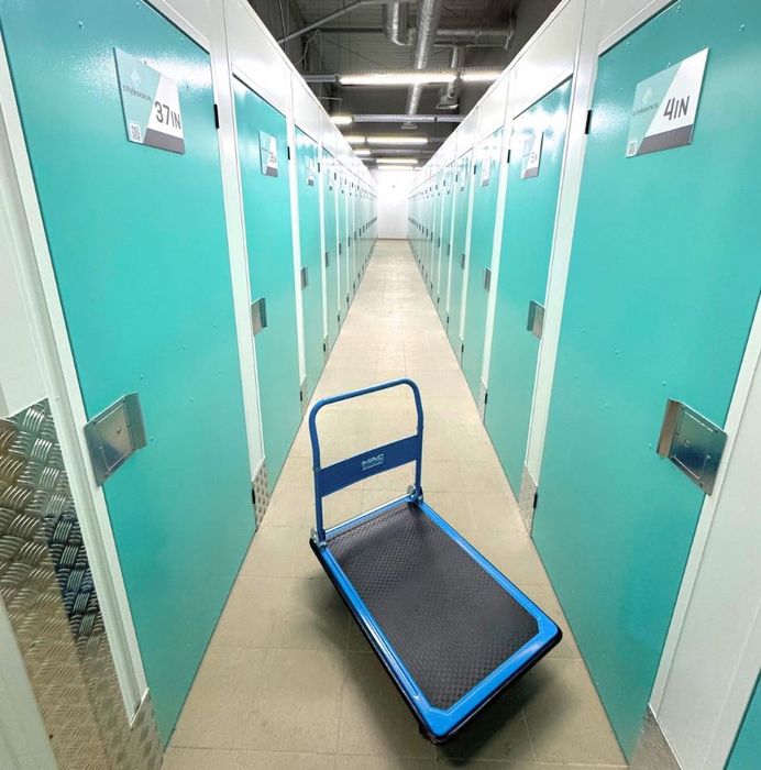 Wynajem Magazyn, monitoring, kontrola klimatu, 24/7|  Rondo Hakena