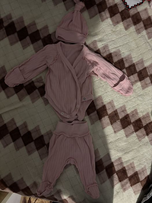 Продам детские вещи