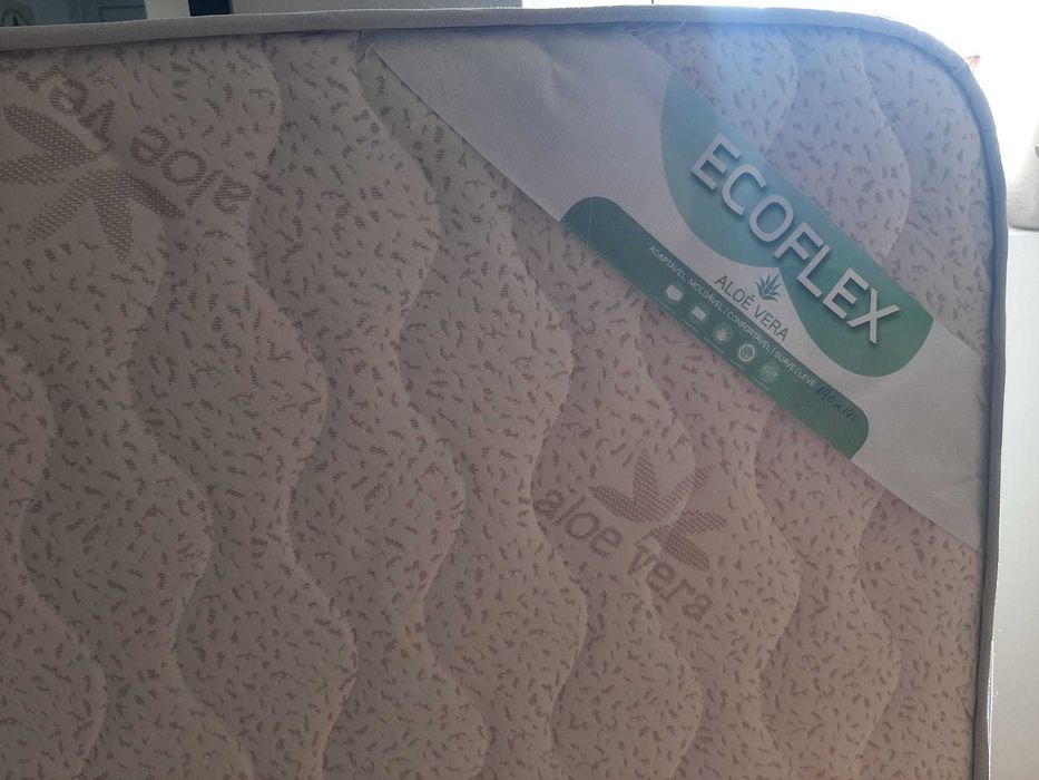 Cama Rosa 140X200