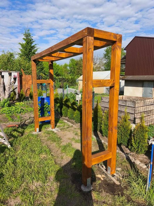 Domek narzędziowy domek letniskowy plac zabaw hustawka