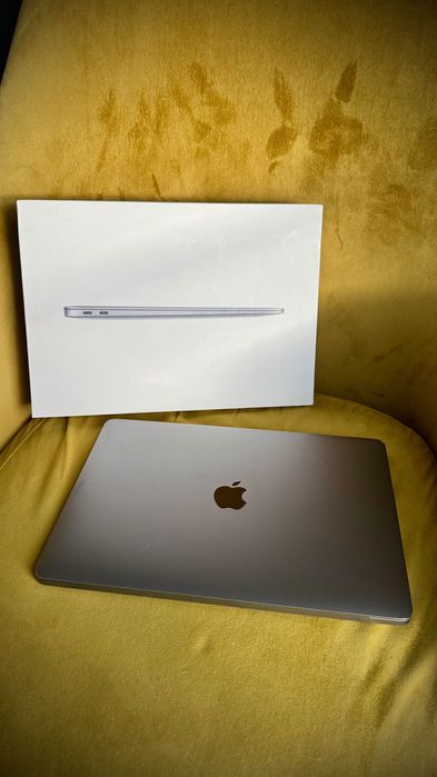 MacBook Air M1 (2020) – Space Gray