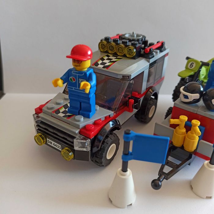 Lego City Dirt Bike Transporter Lego Dm4433 Lego 4433 Dirt Bike