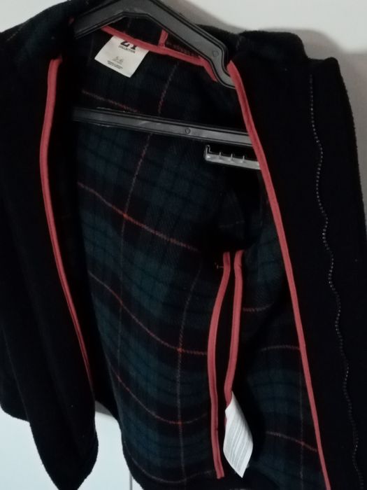 Canadiana Menino, 5/6 anos Azul Escuro, portes incluídos 

5/6 anos