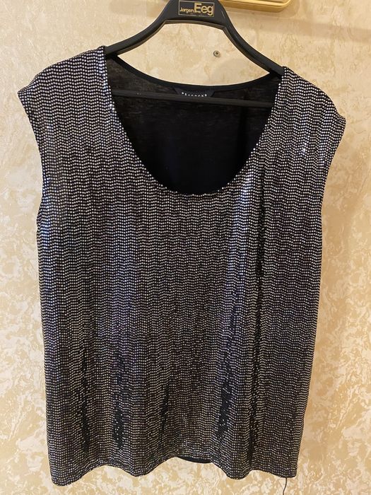 Блузка чорна в стразах