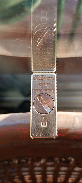 Isqueiro Dupont, folheado a ouro 20 Kilates.