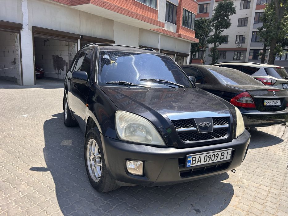 Продам своє авто ( торг біля капоту) для війскових  скидка!!!