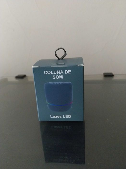 Coluna com ligação bluetooth e iluminação a led