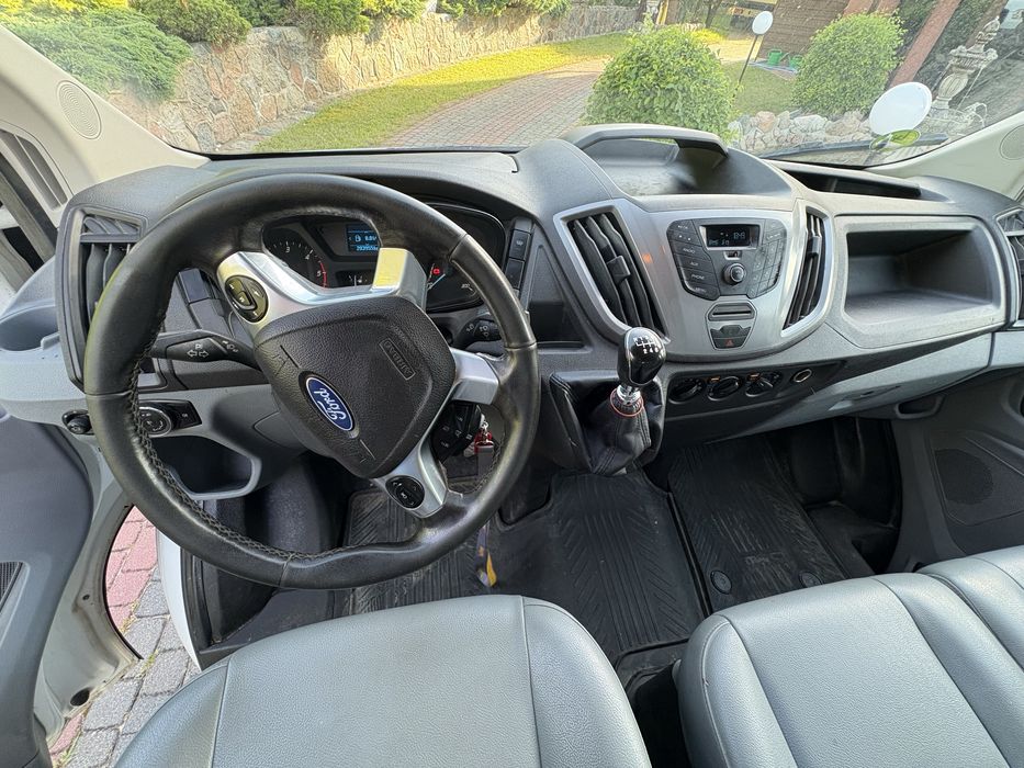 Ford Transit mk8 2.0 130km, 2018r. doka bygadówka 7 osob ,hak ,klima