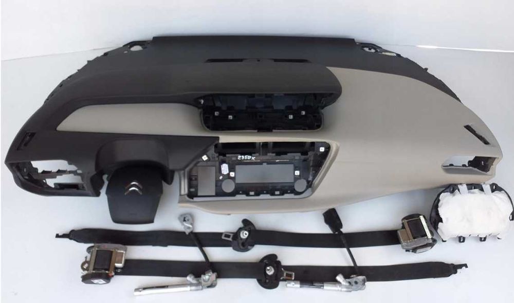 Citroen C4 Picasso tablier airbags cintos