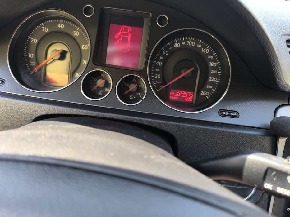 2007р. 1.6mpi. бензин. Недавано поставил газ.