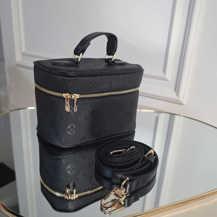 Torebka kuferek Louis Vuitton czarna złote zamki pasek na ramie