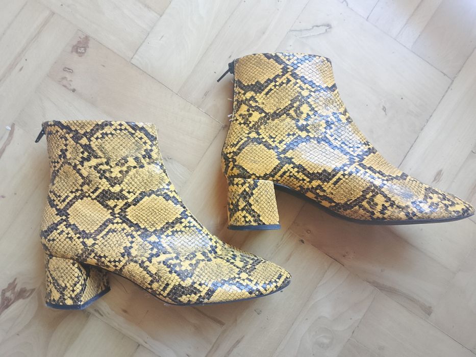 Botki z lekkim ociepleniem.