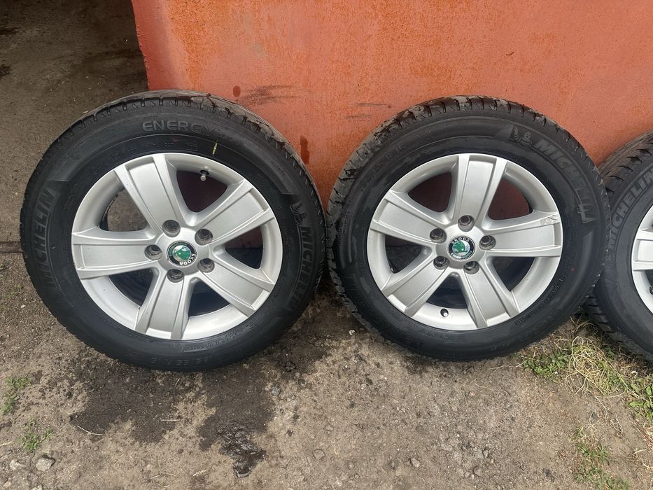 диски з резиною(колеса) R15 5x112 6.5J ET50 Volkswagen Skoda
