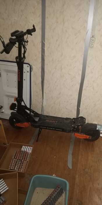 Електросамокат GIANT Blade GT sport 48V 18Ah 1600wt