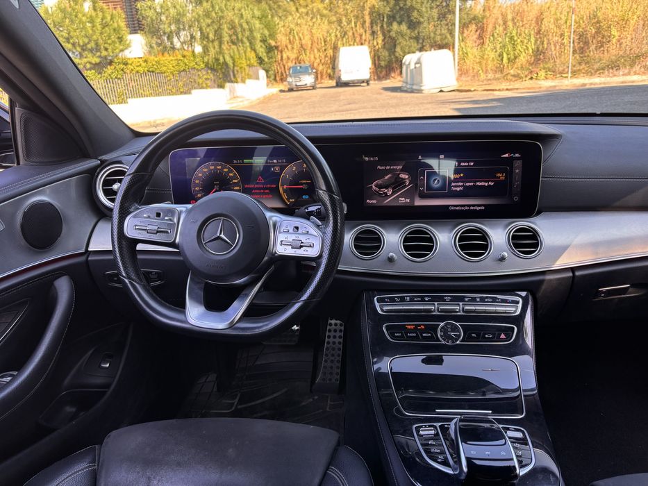 Mercedes E300 de 08 2019 — photo 3