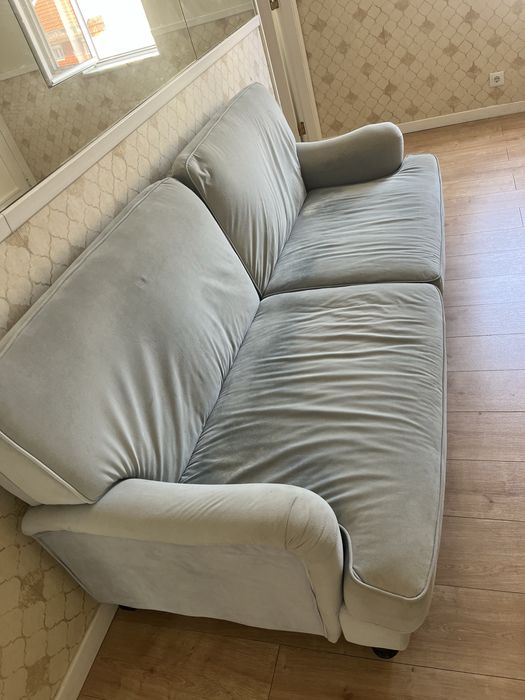 Sofa azul de sala