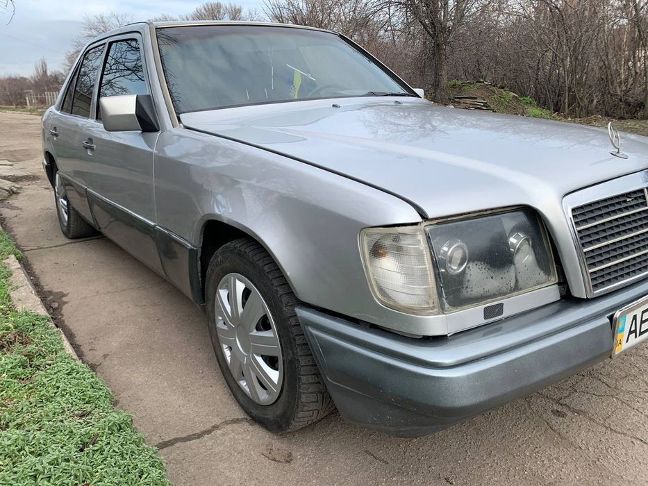 Мерседес w124,е280