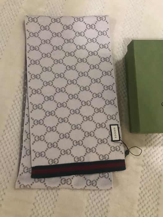 Cachecol gucci com certificado