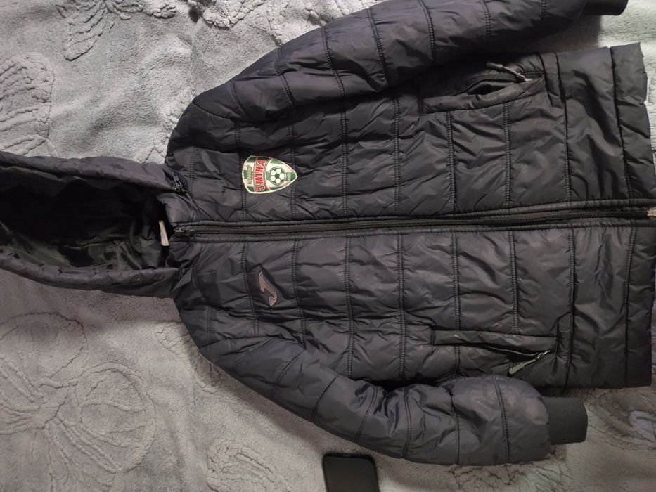 Продам дитячу спортивну демісезонну куртку Joma