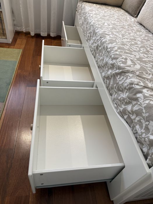 IKEA HEMNES Cama/Sofá-cama extensível c/3 gavetas + 2 colchões
