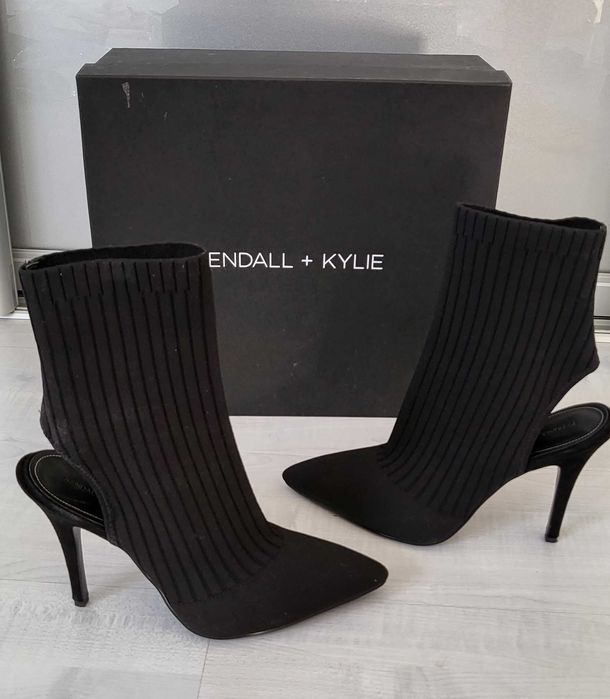 Kendall+Kylie botki bez pięty roz 41