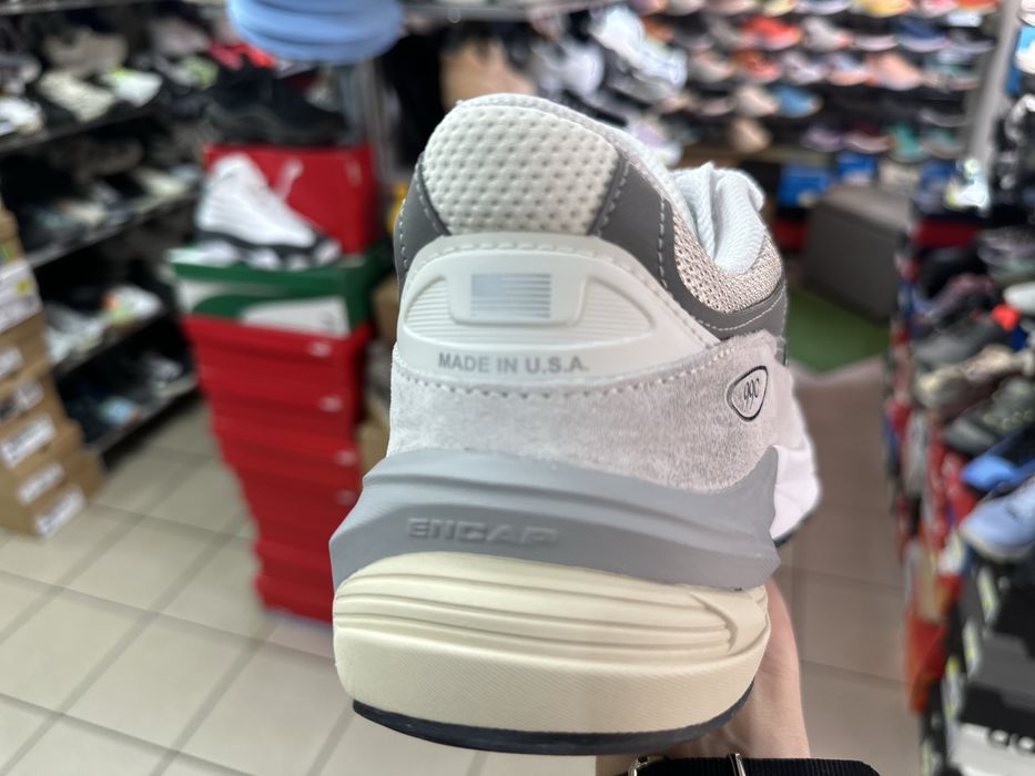 Кросівки New balance 990 V6 made in USA ( РОЗМІР 43 )