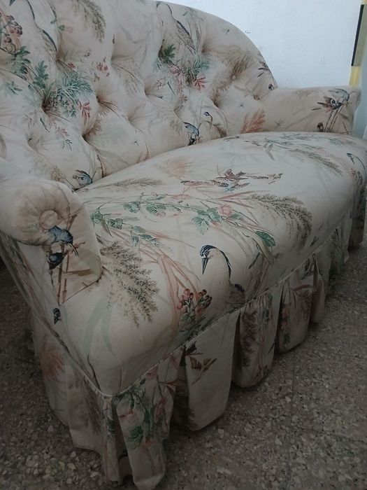 Sofá 2 lugares - antigo