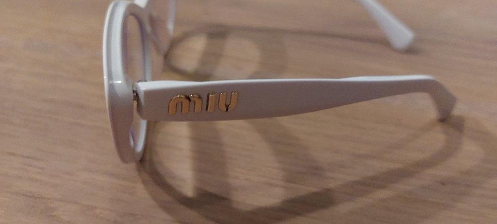Okulary korekcyjne miu miu +2