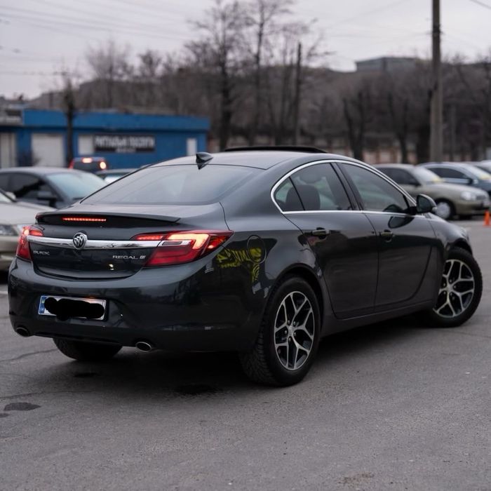 BUICK REGAL 2016г. 2л турбо.