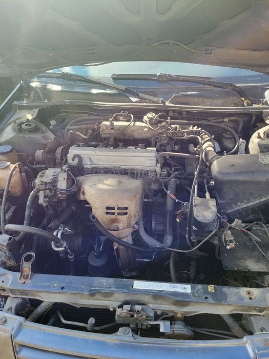 Toyota Camry 20 капот
