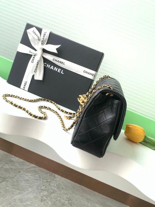 Chanel flap Bag black