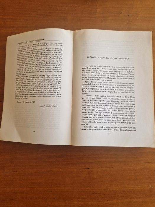 "Gramática da Língua Portuguesa", Pilar Cuesta e M. Albertina Luz