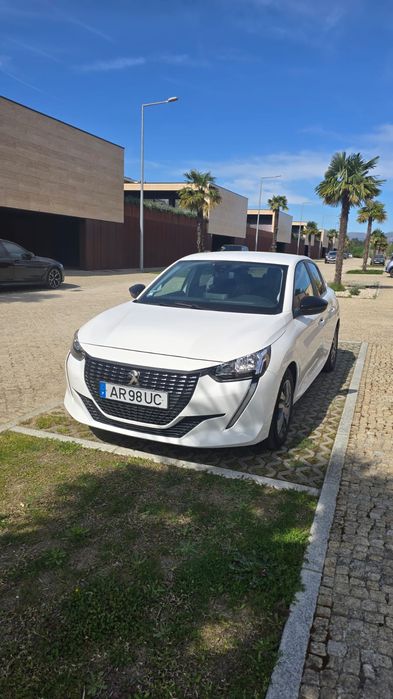 Peugeot 208 1.5hdi diesel 2022