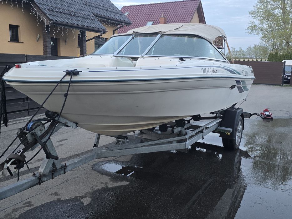 Łódź motorową Sea Ray