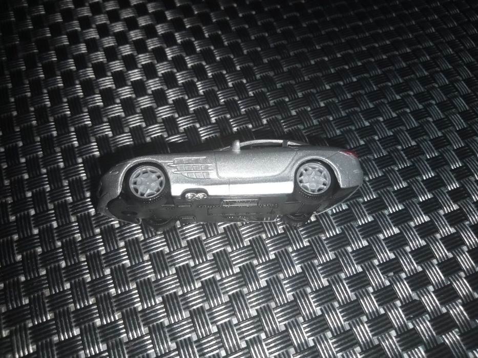 Burago Mercedes Benz SLR McLaren