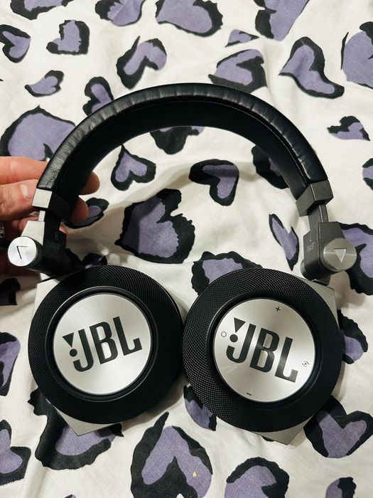 Навушники JBL Synchros E50BT